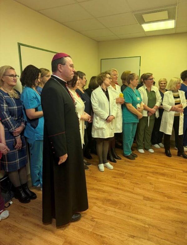 Trumpa akimirka drauge įgauna amžiną prasmę – stiprina bendrystę, vienybę ir tikėjimą...